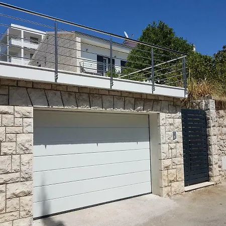 Vindobona Apartment 2 *