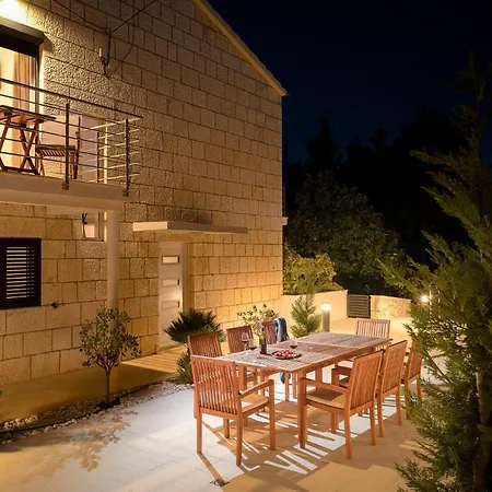 Daire Vindobona 2 Hvar Town