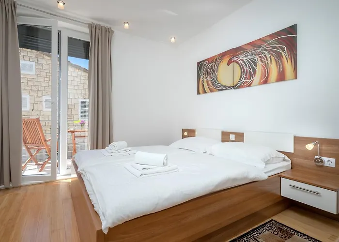 Vindobona 2 * هفار